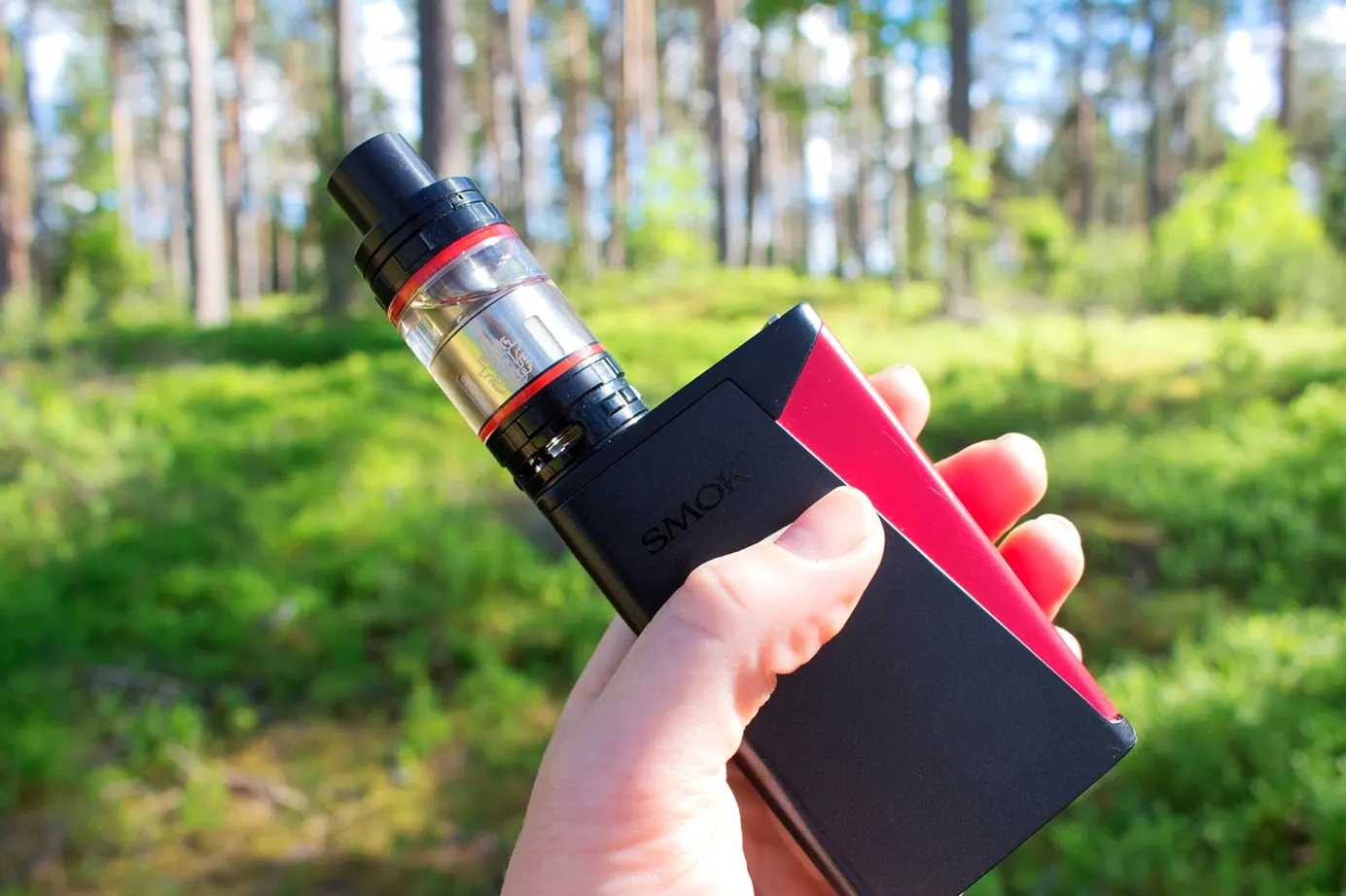 Vape, smok and smoke